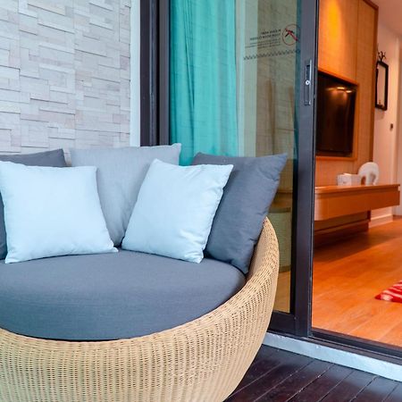Club Wyndham Sea Pearl Phuket Hotel Patong Buitenkant foto