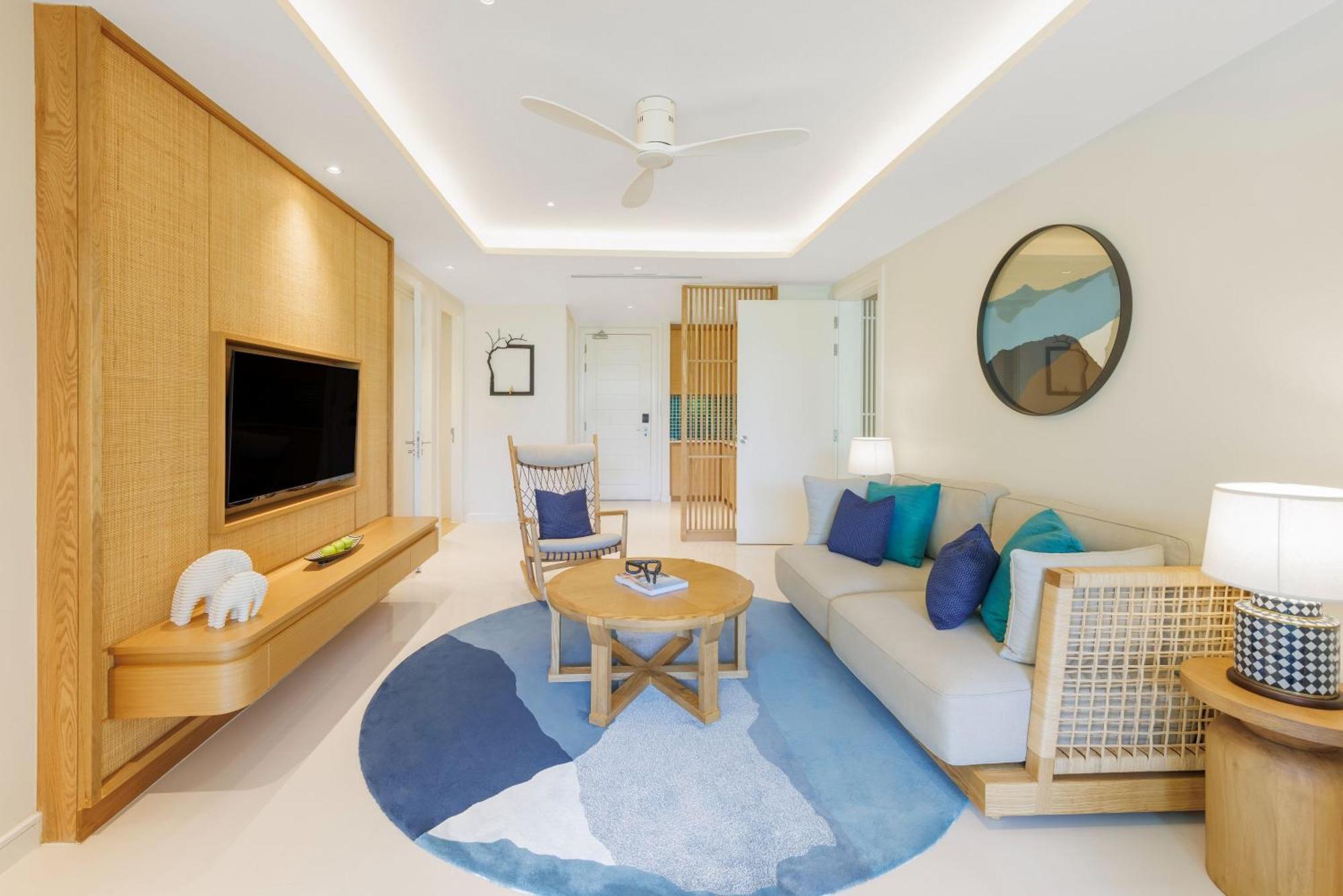 Club Wyndham Sea Pearl Phuket Hotel Patong Buitenkant foto