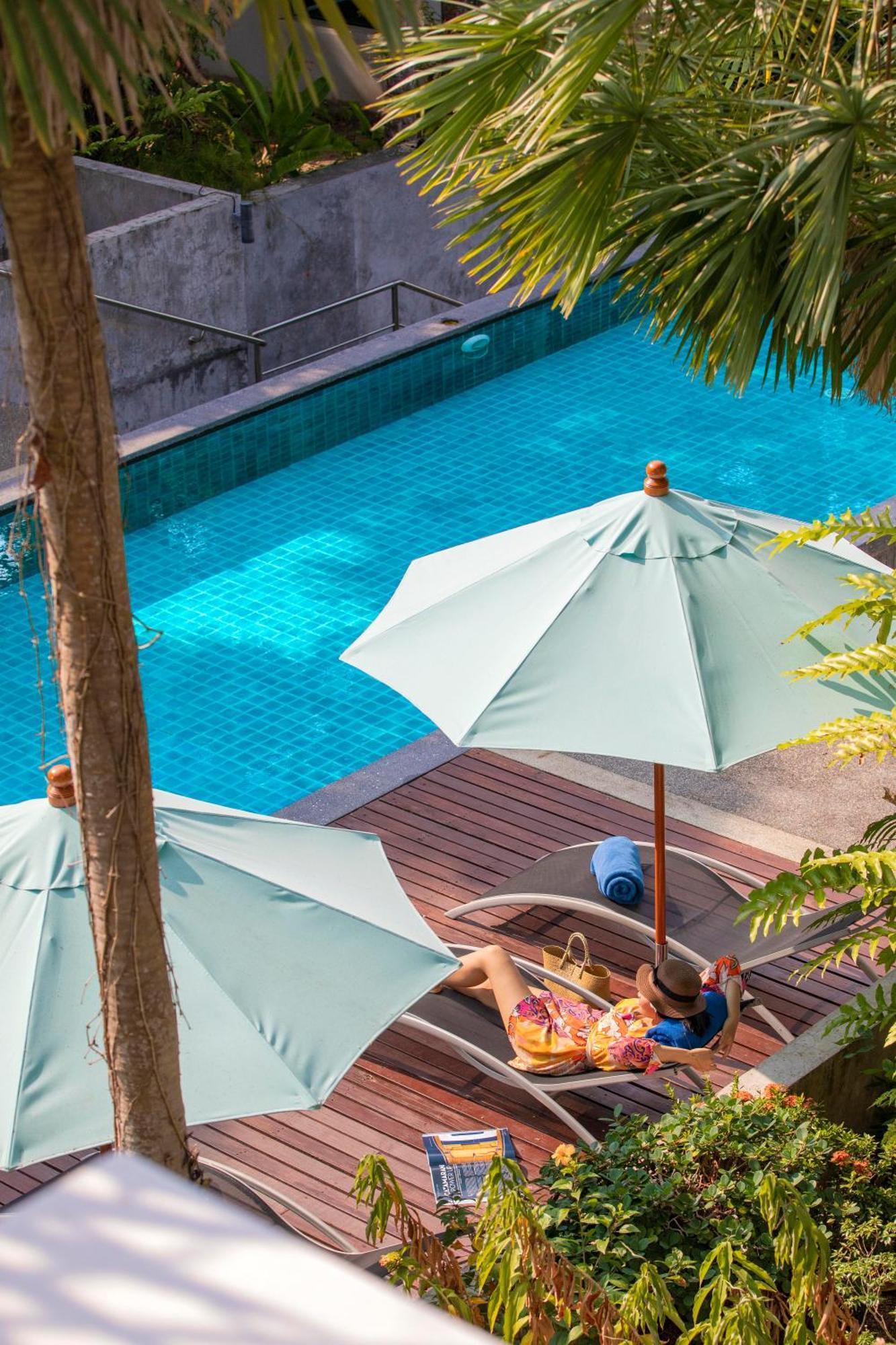 Club Wyndham Sea Pearl Phuket Hotel Patong Buitenkant foto