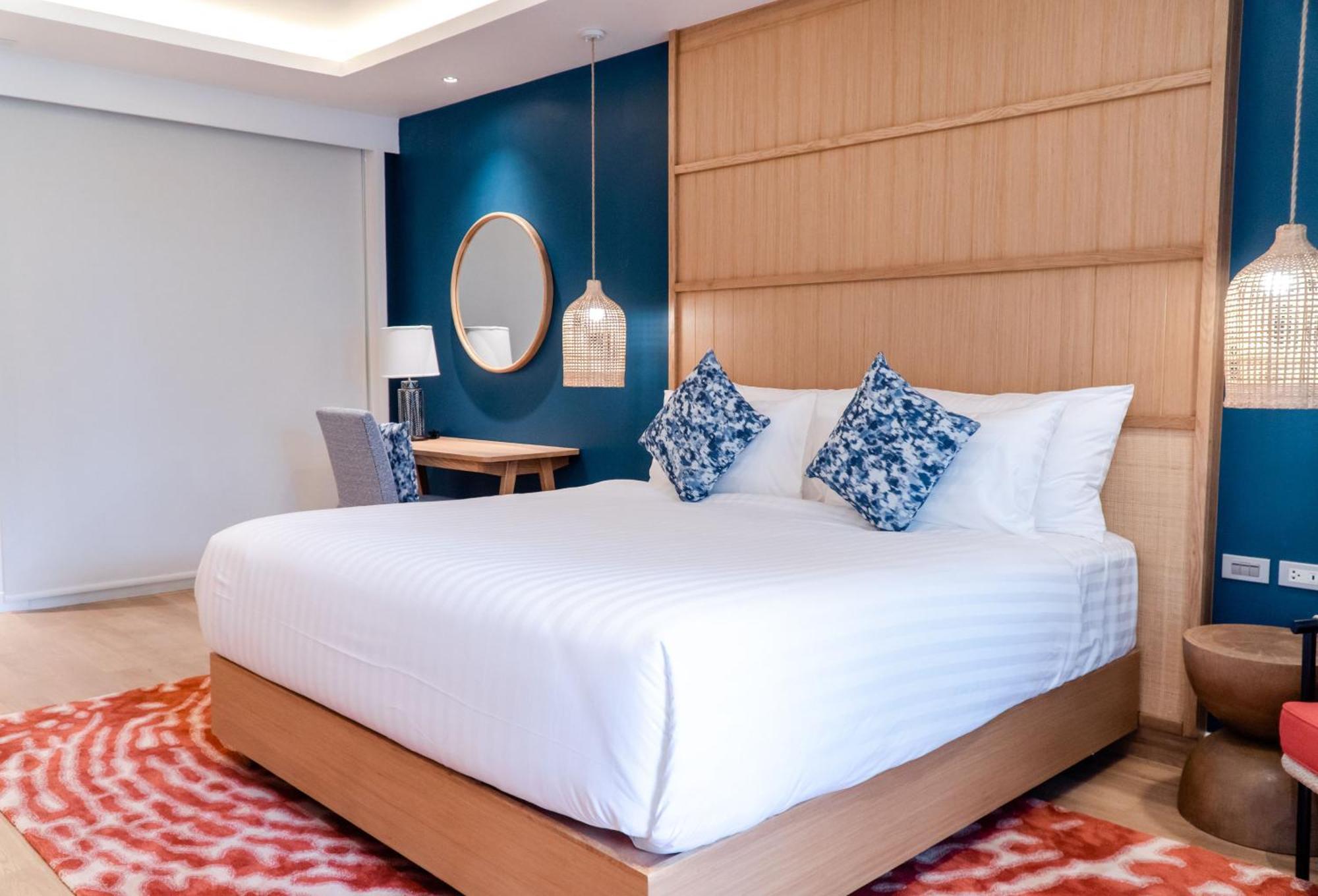 Club Wyndham Sea Pearl Phuket Hotel Patong Buitenkant foto